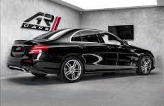 Mercedes-Benz Třídy E E 220 d  AMG, LED