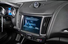 Maserati Levante S, Zegna edition, panorama, B/W sound
