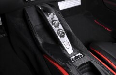 Ferrari Ostatní 812 Superfast, karbon paket