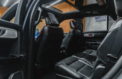 Ford Explorer Platinum Plug-in-Hybrid 4x4, B&O
