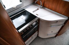 Laika  KREOS 7009 3,0D 130kW, Max výbava  obytný automobil