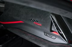 Ferrari 488 Pista coupe, JBL, lift, navigace