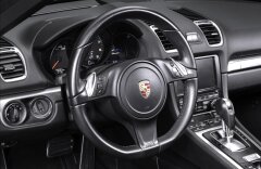 Porsche Boxster 2.7 sportovní výfuky, PDLS, Alcantara, navigace