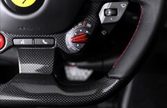 Ferrari Ostatní 812 Superfast, karbon paket