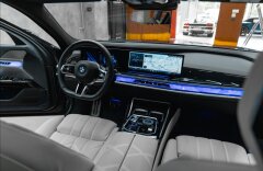 BMW Řada 7 3,0 740 d xDrive M SPORT, SKY LOUNGE, EXECUTIVE
