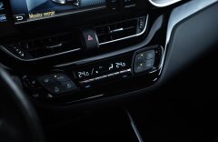 Toyota C-HR 1,8 1.8-I-VVTi HYBRID STYLE SELECTION