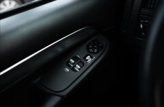 Dodge 8,3 RAM SRT-10, MANUÁL, 507 PS