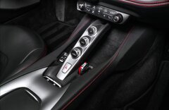Ferrari Portofino Rosso Portofino, karbon/LED, Alcantara