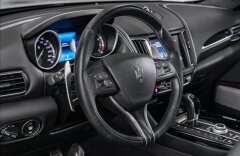 Maserati Levante S, Zegna edition, panorama, B/W sound