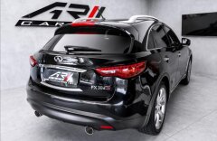 Infiniti FX30 Premium V6 3.0 diesel , ventilace, navigace