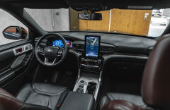 Ford Explorer Platinum Plug-in-Hybrid 4x4, B&O
