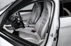 Porsche Panamera 4E-hybrid, Sport Chrono, záruka
