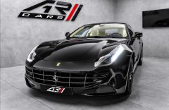 Ferrari FF FF  V12 bicolor, Daytona, kamera, CZ