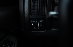 Dodge 8,3 RAM SRT-10, MANUÁL, 507 PS