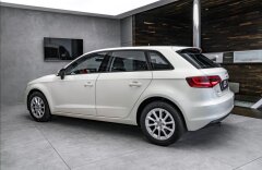 Audi A3 1,6TDI S-tronic, xenony, CZ