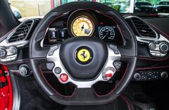 Ferrari 488 GTB Alcantara/karbon Race sedadla