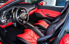 Ferrari 488 Spider, karbonová sedadla, kamera, skladem