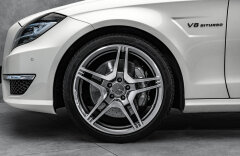 Mercedes-Benz CLS 63 AMG Designo Carbon H&K