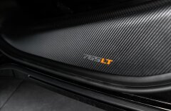 McLaren 765LT Spider, Carbon