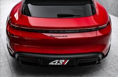 Porsche Taycan 4S Sport Turismo, Sport Chrono, Pano