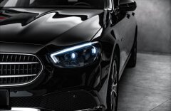 Mercedes-Benz Třídy E E 300 e 4MATIC Avantgarde