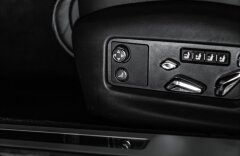 Bentley Flying Spur V8 S Mulliner, karbon, pano, TV