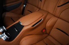 Ferrari GTC4 Lusso 6,3 V12, PANORAMA, VENTILÁCIA, JBL, 360°