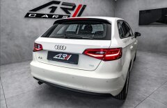 Audi A3 1,6TDI S-tronic, xenony, CZ