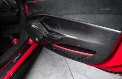 Ferrari 488 Pista coupe, JBL, lift, navigace
