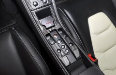 McLaren MP4-12C 3.8 twin turbo, karbon paket, lift systém