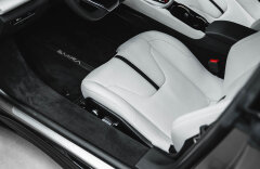Lotus Emira V6 First Edition, KEF, ZÁRUKA