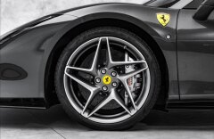 Ferrari F8 3,9 F8 spider V8, Lift, racing sedačky, kamera, CZ