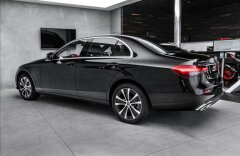 Mercedes-Benz Třídy E E 300 e 4MATIC Avantgarde