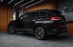 BMW X5 3,0 xDRIVE, M SPORT, H/K, ZÁRUKA, SKLADOM