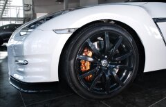 Nissan GT-R Black edition, Recaro, Kamera