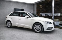 Audi A3 1,6TDI S-tronic, xenony, CZ