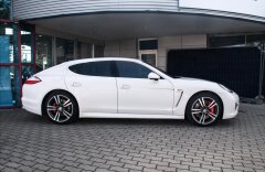 Porsche Panamera Turbo PDCC, Sport-Chrono, Keyless