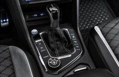 Volkswagen Tiguan 2,0TDI 4M DSG R-Line, Pano, HUD, DCC