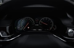 BMW Řada 7 6,6 M760 i L xDrive V12, PANORAMA, B&W