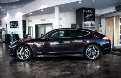Porsche Panamera 4S Sport chrono, PASM, PDLS, CZ