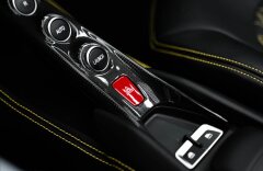 Ferrari F8 3,9 TRIBUTO, SPIDER, LIFT, KAMERA, ZÁRUKA