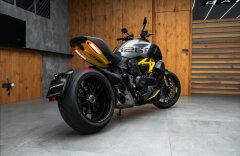 Ducati  1,3 XDIAVEL 1260S BLACK STAR