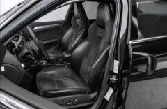 Audi S4 3.0 TFSI quattro, B&O, karbon, CZ