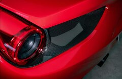 Ferrari 488 GTB, LEDs karbon, JBL, lift