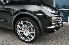 Porsche Cayenne S, vzduch, PDCC, PTV, BOSE
