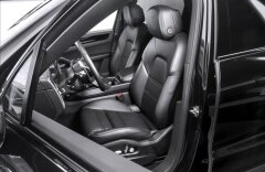 Porsche Cayenne LED Matrix, Bose, panorama, Sport chrono, ACC