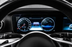 Mercedes-Benz E 220 d 4M Avantgarde Pano LED HuD 360