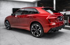Audi RS Q8 4,0 TFSI 441kW, Keramiky, HUD, Masáže