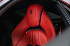 Ferrari 812 Superfast  V12