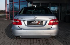 Mercedes-Benz Třídy E 250 CDI Avantgard 4x4, vzduch, servis 6let/12